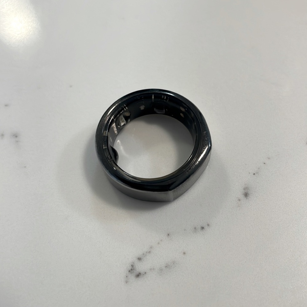 Oura Gen 3 - Black - Size 7